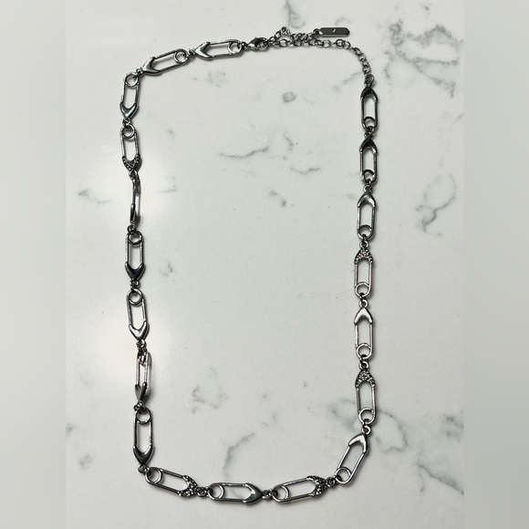 Stella and Dot Safety Pin Necklace - Picture 2 of 3